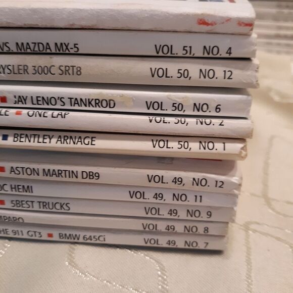 Car and Driver Vintage Automotive Magazines 2004 and 2005 Bugatti Corvette Porsc - Picture 7 of 8